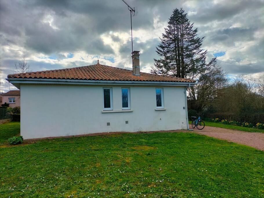 Petite Maison, Le Charme De L'Ancien Saint-Mesmin  Extérieur photo